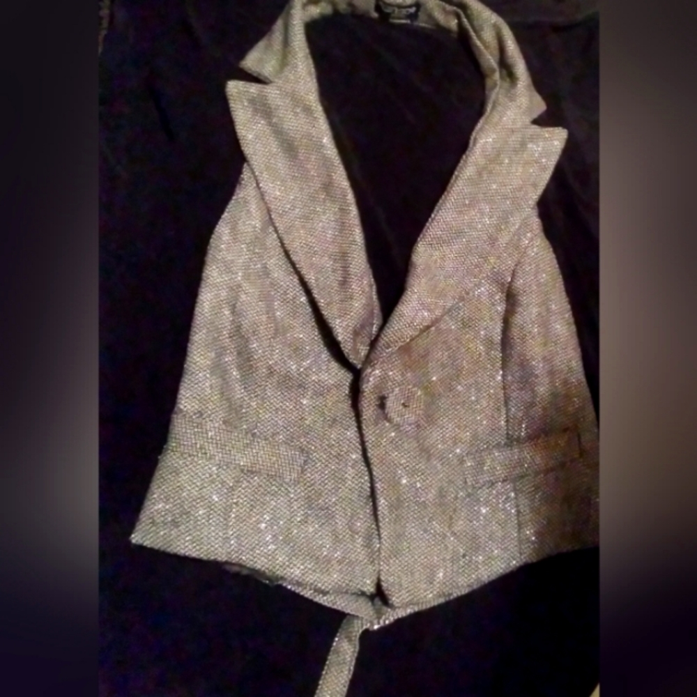 Poetry woman's vest